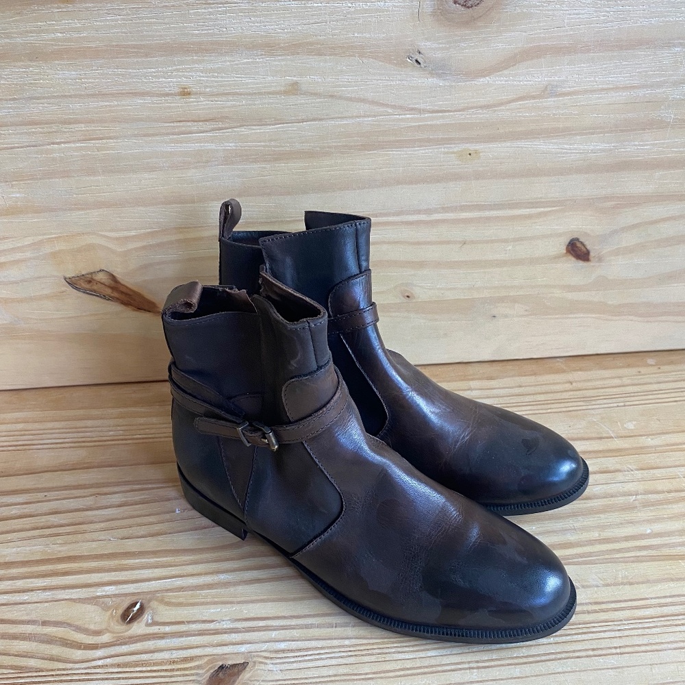 Brown Leather Boots - Picture 3 of 9